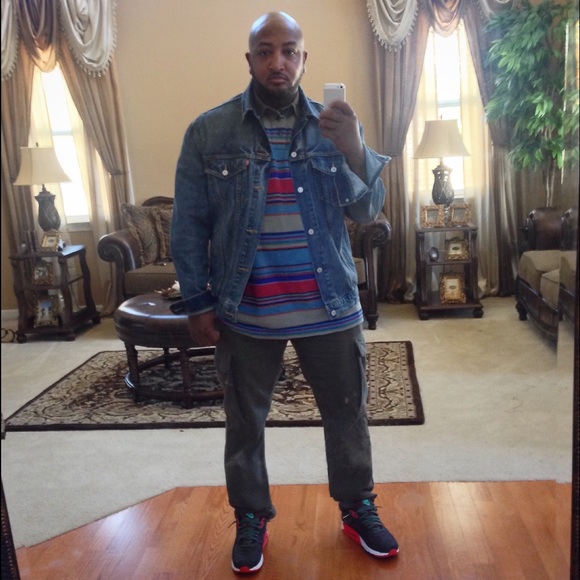 Meet your Posher, Eric - Picture 3 of 3